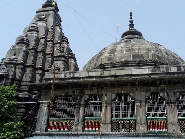 Vishnupad Temple